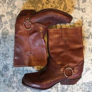 Zodiac Harness Boot